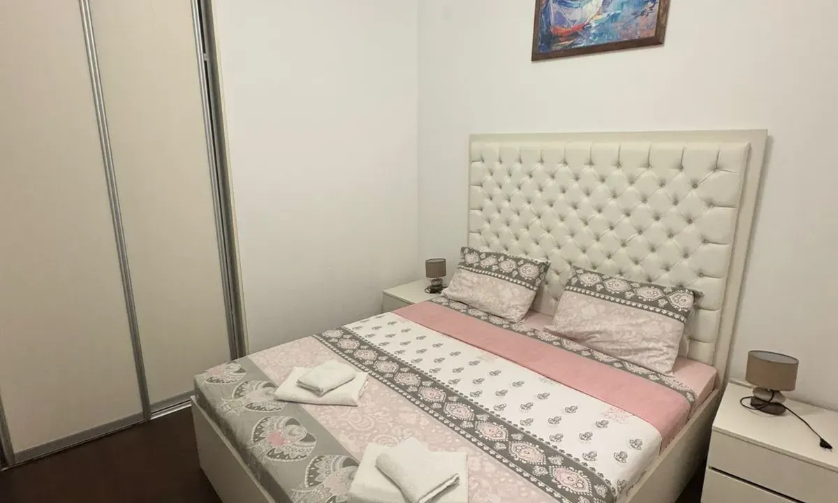 Prodaja, dvosoban stan, 47m², Centar, Budva