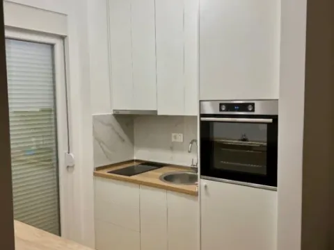 Izdavanje, jednosoban stan, 38m², Bečići, Budva - image 8