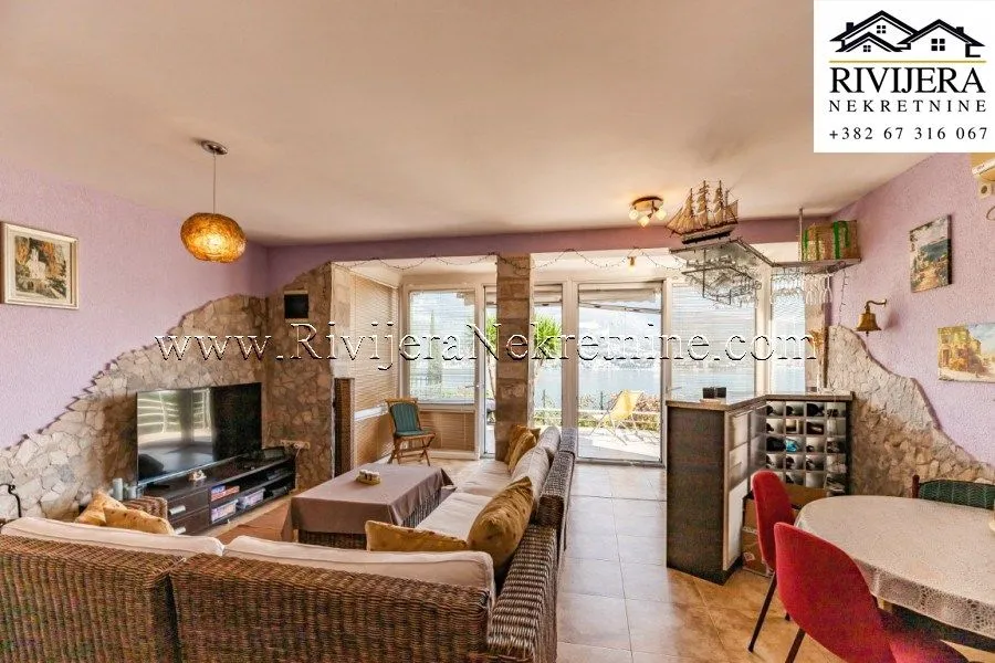 Sale, three bedroom apartment, 78m², Njivice, Herceg Novi