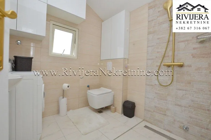 Prodaja, dvosoban stan, 98m², Igalo, Herceg Novi