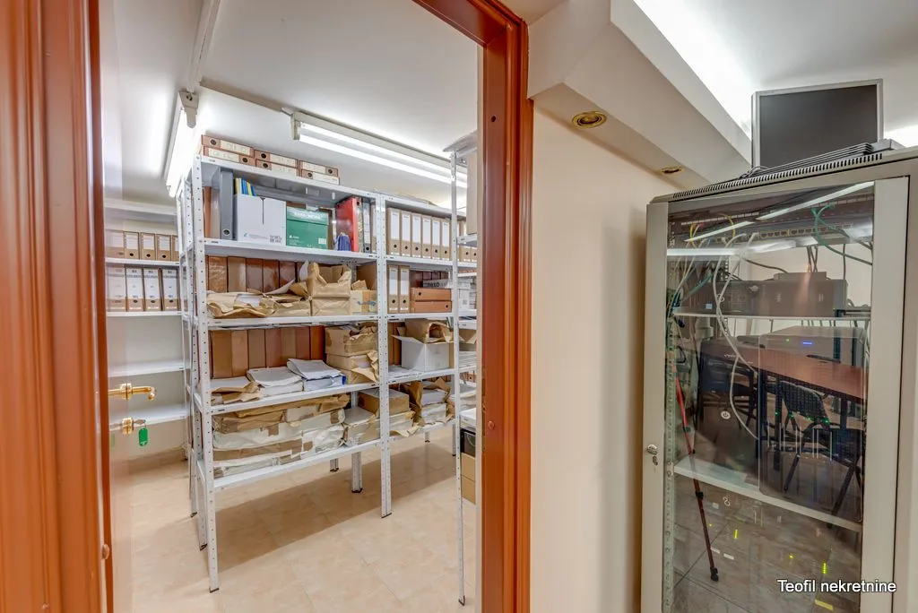 Sale, house, 285m², Bezanijska Kosa 1, Bežanijska Kosa Sve Podlokacije