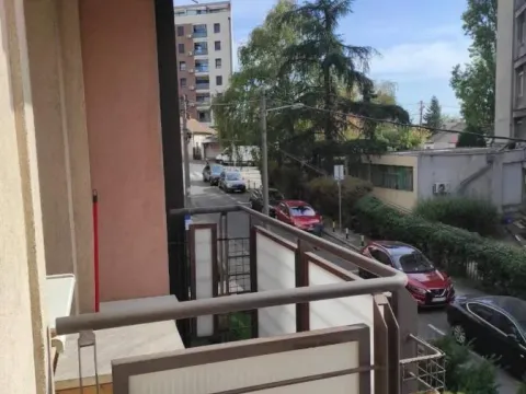 Izdavanje, trosoban stan, 80m², Lion, Zvezdara Sve Podlokacije - image 5