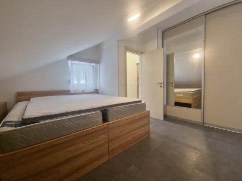 Rent, one bedroom apartment, 45m², Lastva Grbaljska, Kotor - image 4