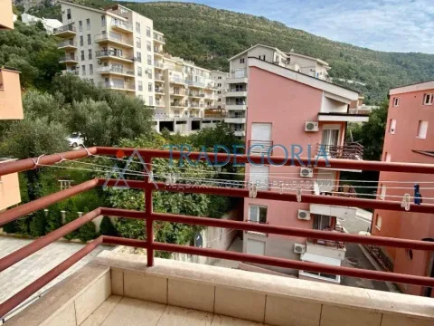 Prodaja, četvorosoban stan, 158m², Petrovac, Budva - image 29