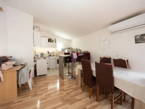 Prodaja, kuća, 175m², Prčanj, Kotor - image 10