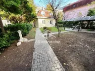 Izdavanje, kuća, 220m², Fon (Fon - Bilećka), Voždovac Sve Podlokacije - image 2