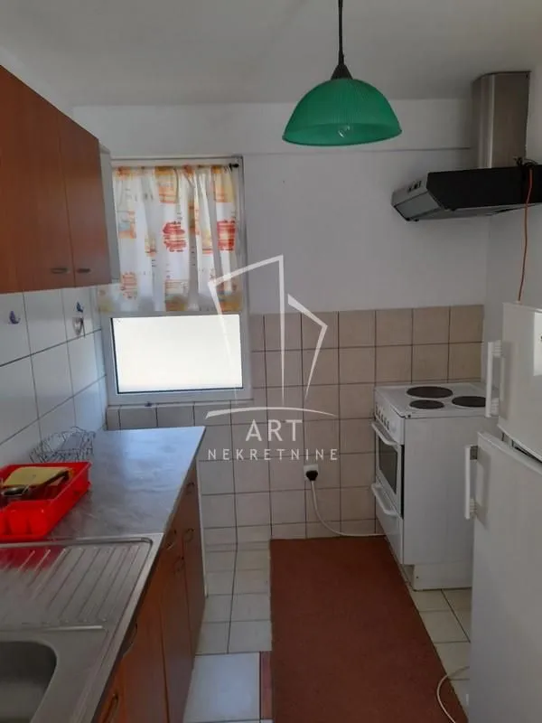 Prodaja, kuća, 253m², Kumodraž Sve Podlokacije, Beograd