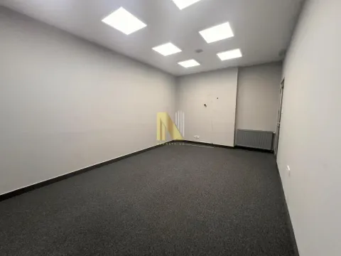 Prodaja, poslovni prostor, 263m², Bulevar Oslobodjenja, Novi Sad Sve Podlokacije - image 3