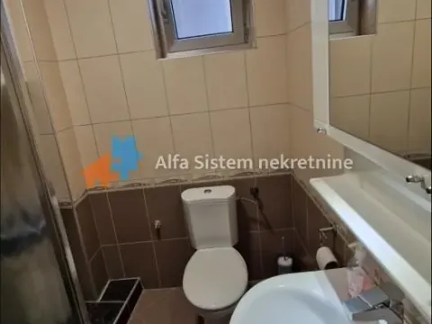 Izdavanje, četvorosoban stan, 126m², Kalenić Pijaca, Vračar Sve Podlokacije - image 17