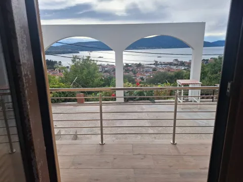 Rent, two bedroom apartment, 63m², Tripovići, Tivat - image 8