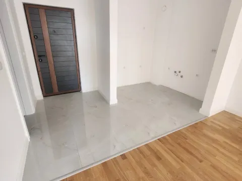 Prodaja, jednosoban stan, 47m², Centar, Kraljevo - image 3