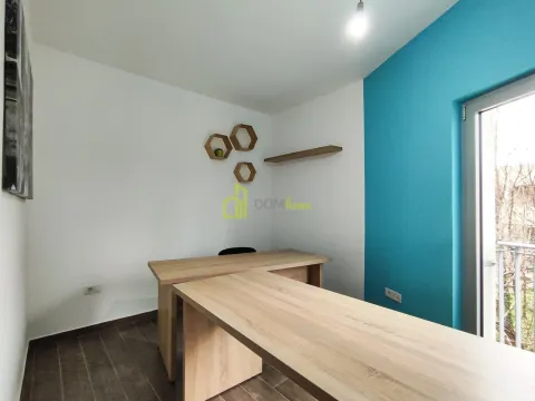 Rent, office space, 70m², Tološi, Podgorica - image 10