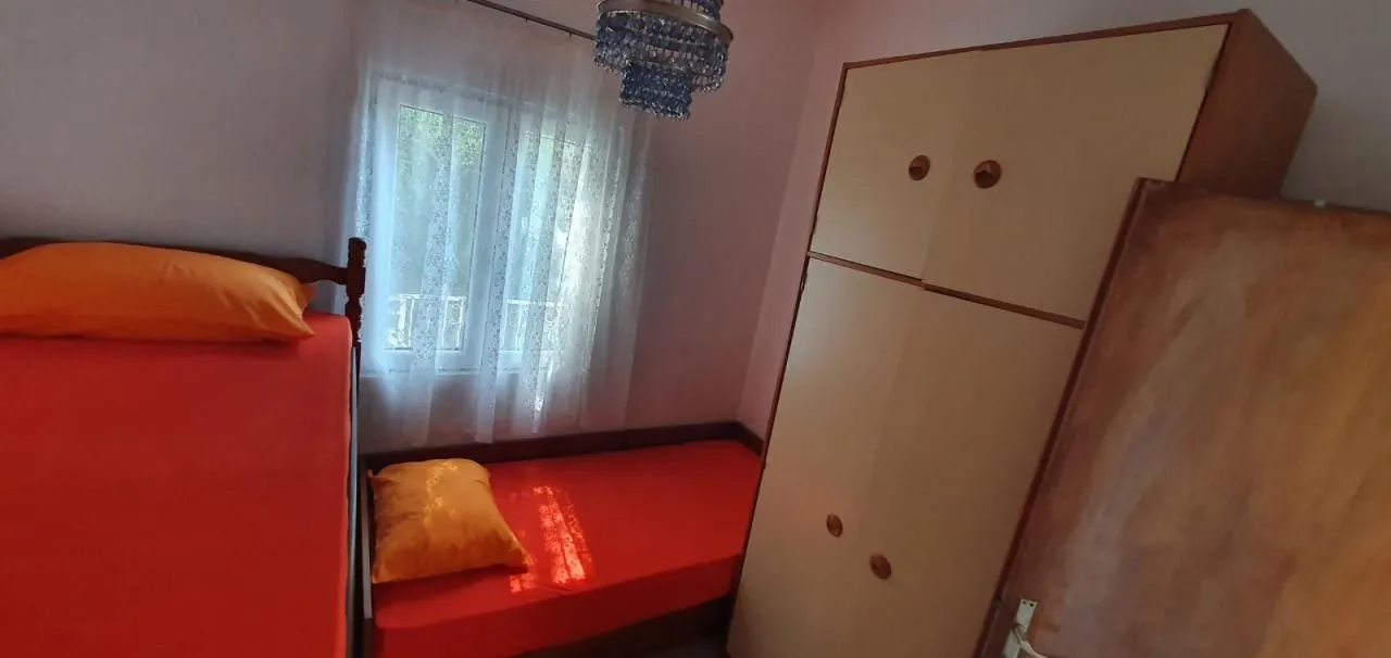Sale, two bedroom apartment, 66m², Sutomore, Bar