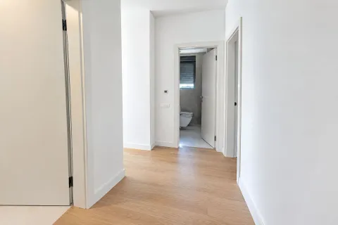 Prodaja, trosoban stan, 74m², Bečići, Budva - image 6