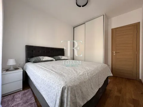 Izdavanje, jednosoban stan, 50m², City Kvart, Podgorica - image 8