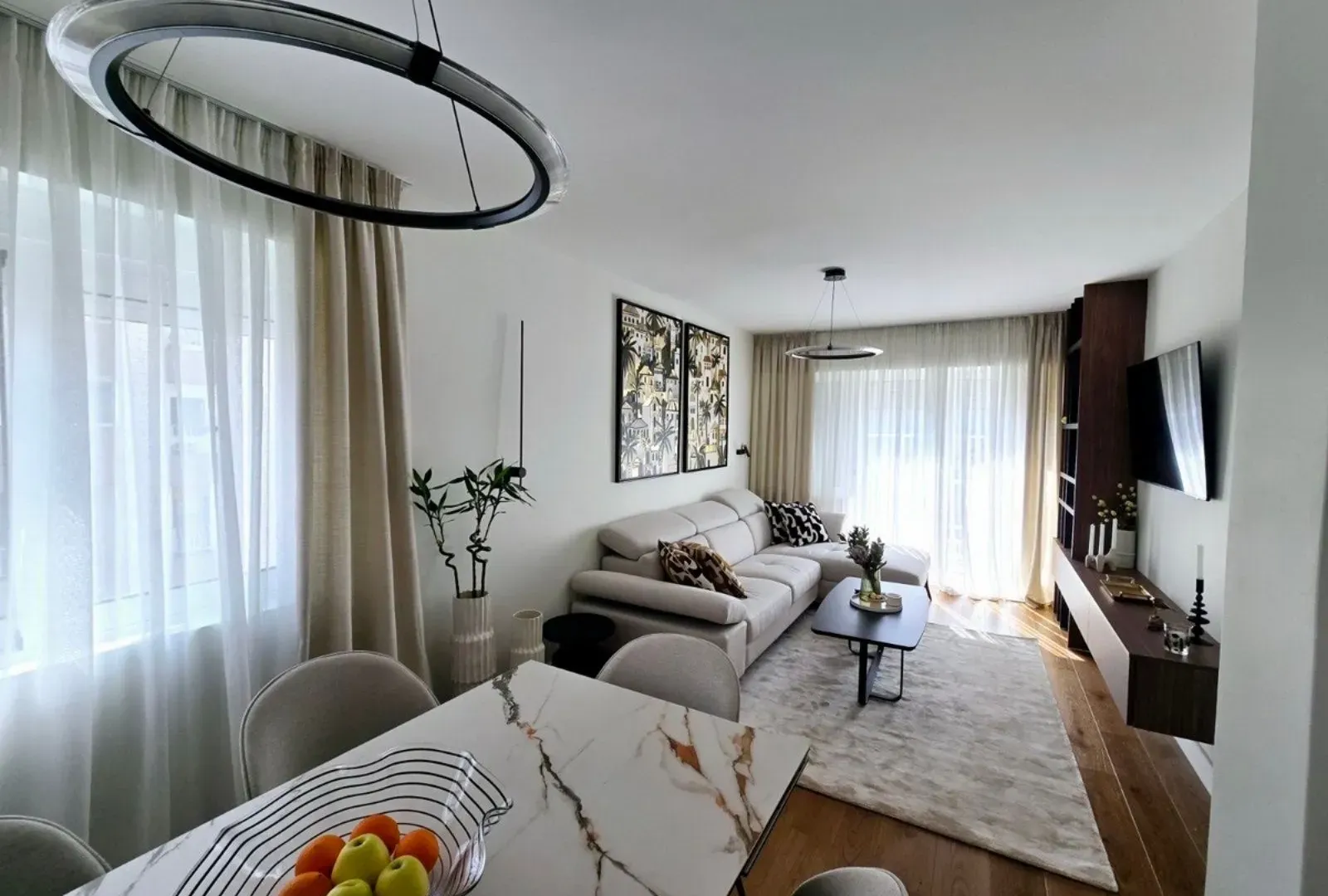Prodaja, dvosoban stan, 67m², Centar, Tivat
