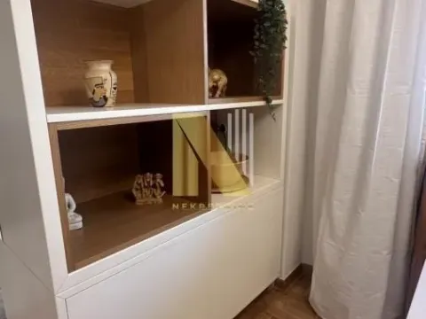 Izdavanje, dvosoban stan, 64m², Centar, Novi Sad - image 8