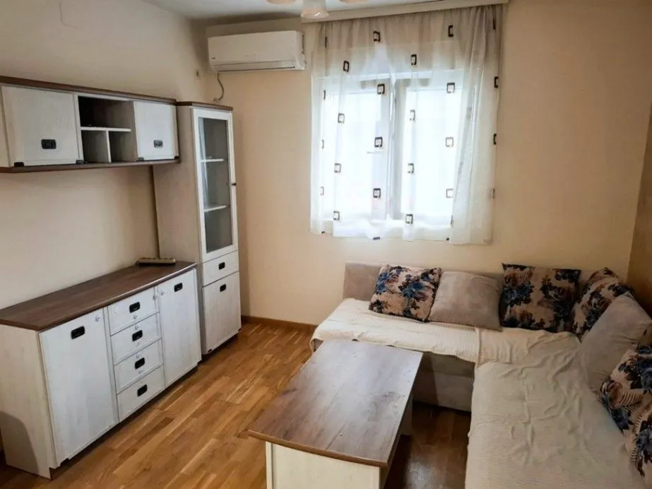 Izdavanje, dvosoban stan, 46m², Zabjelo, Podgorica