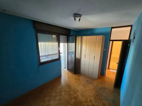 Prodaja, dvosoban stan, 90m², Stari Aerodrom, Podgorica - image 2