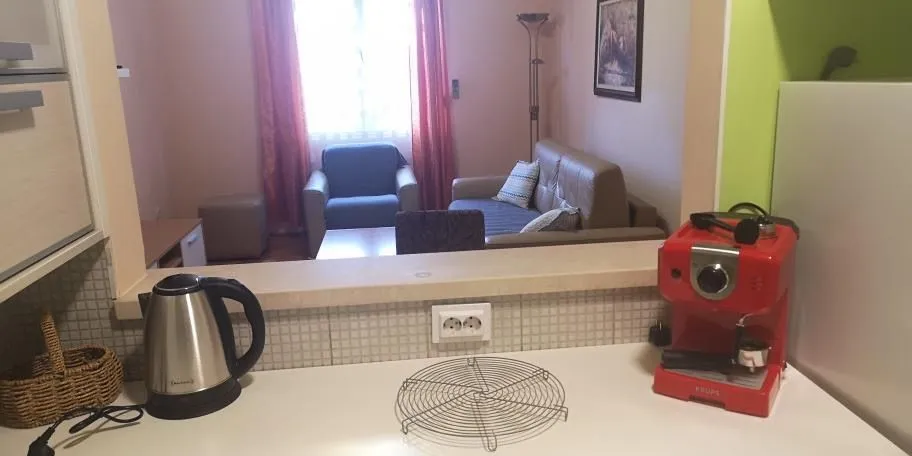 Izdavanje, trosoban stan, 53m², Zagorič, Podgorica