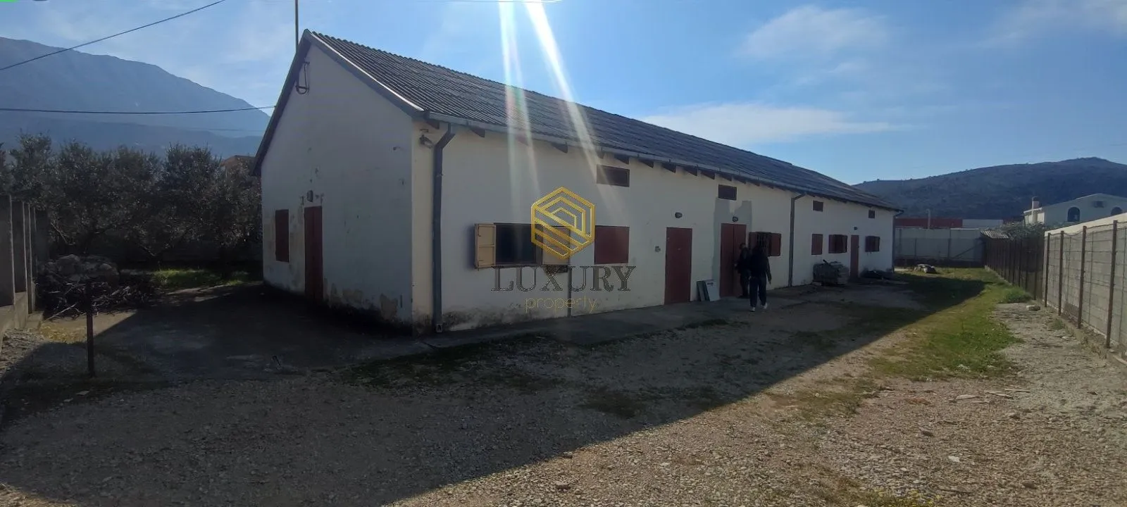 Rent, office space, 300m², Centar, Bar