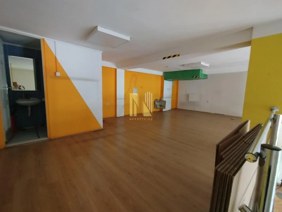 Rent, office space, 59m², Grbavica, Novi Sad Sve Podlokacije