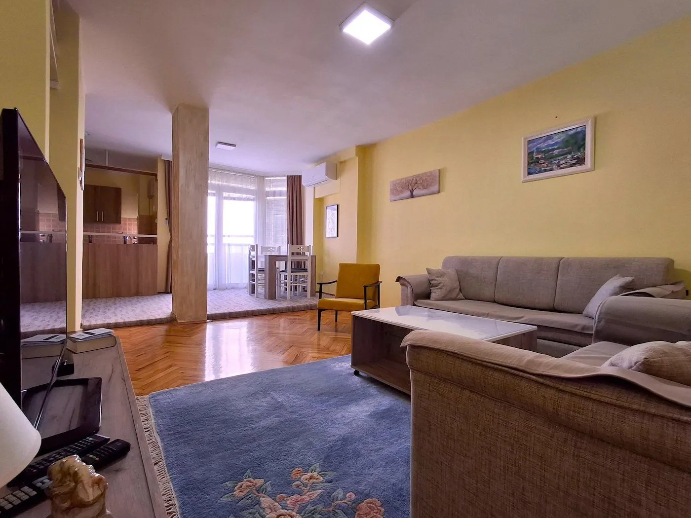Izdavanje, jednosoban stan, 58m², Blok 6, Podgorica