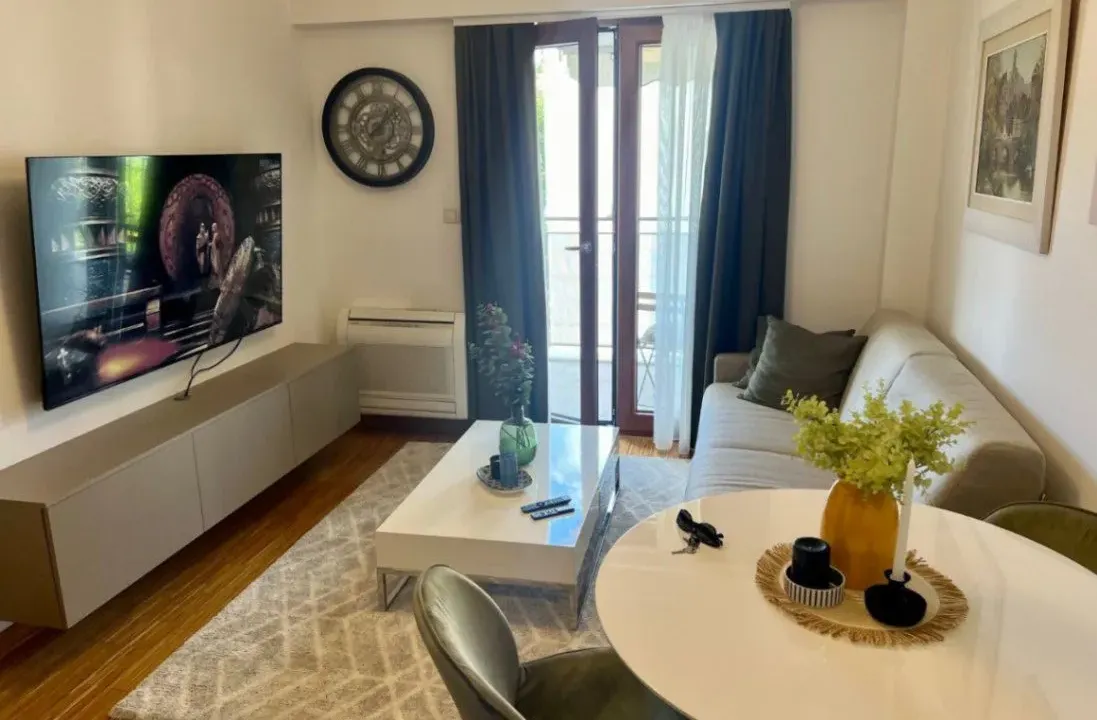 Izdavanje, jednosoban stan, 40m², Gorica C, Podgorica