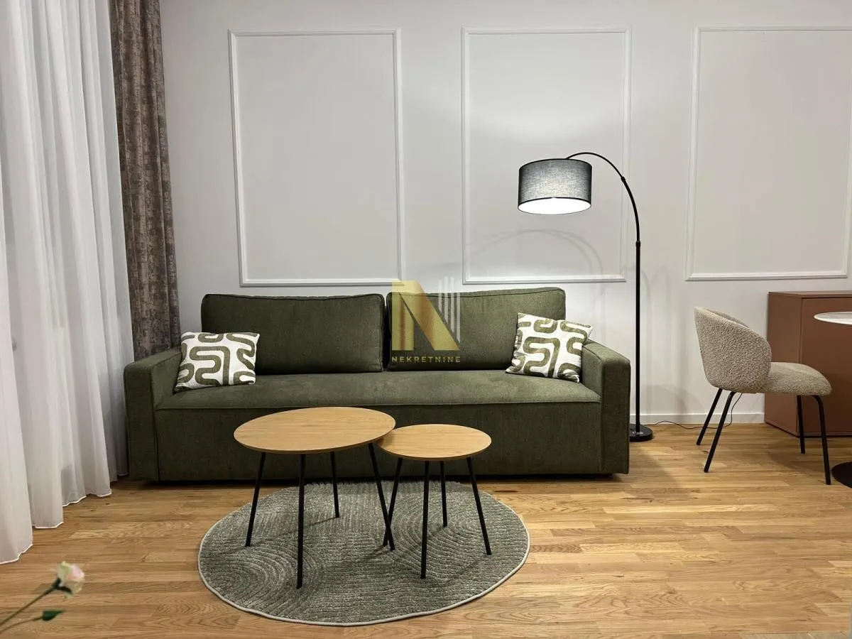 Izdavanje, jednosoban stan, 36m², Salajka, Novi Sad Sve Podlokacije