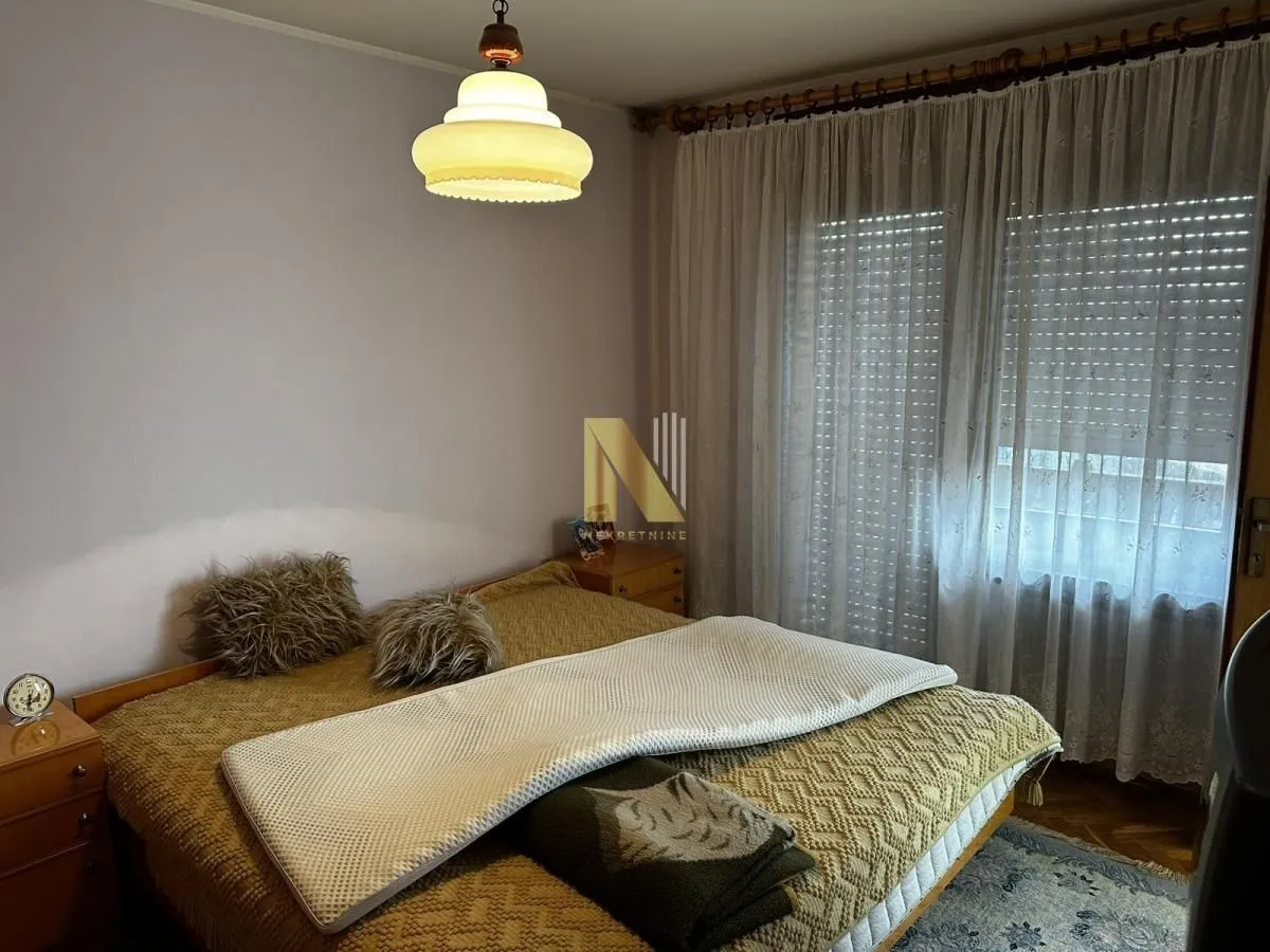 Prodaja, kuća, 281m², Centar, Žabljak