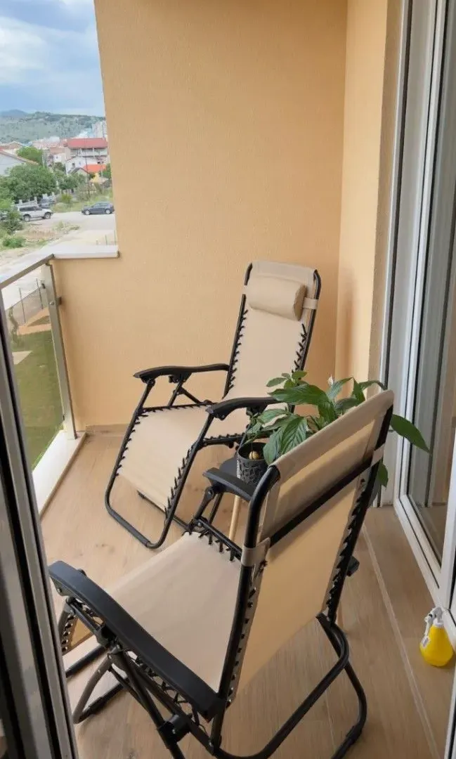 Izdavanje, jednosoban stan, 48m², New City, Podgorica