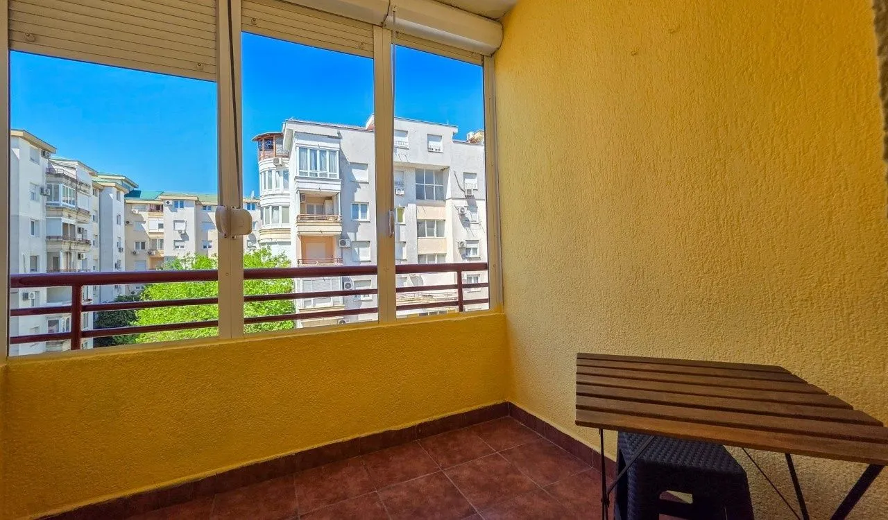Izdavanje, jednosoban stan, 40m², Zagorič, Podgorica