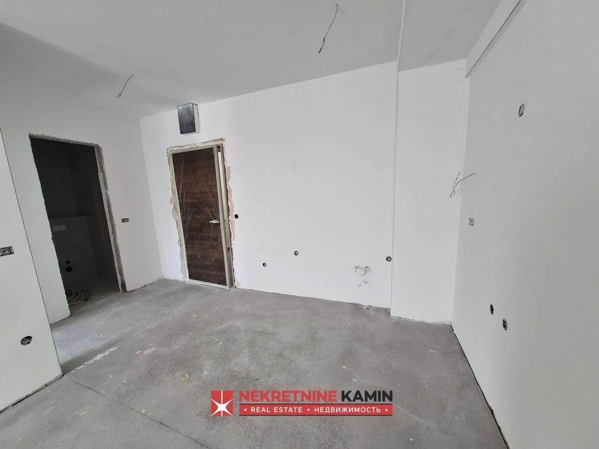 Prodaja, jednosoban stan, 42m², Podkošljun, Budva