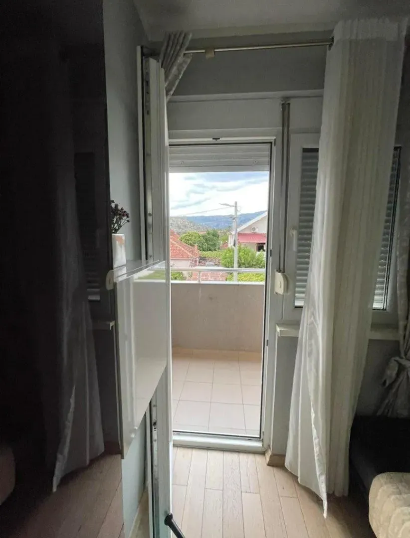 Rent, two bedroom apartment, 70m², Zagorič, Podgorica