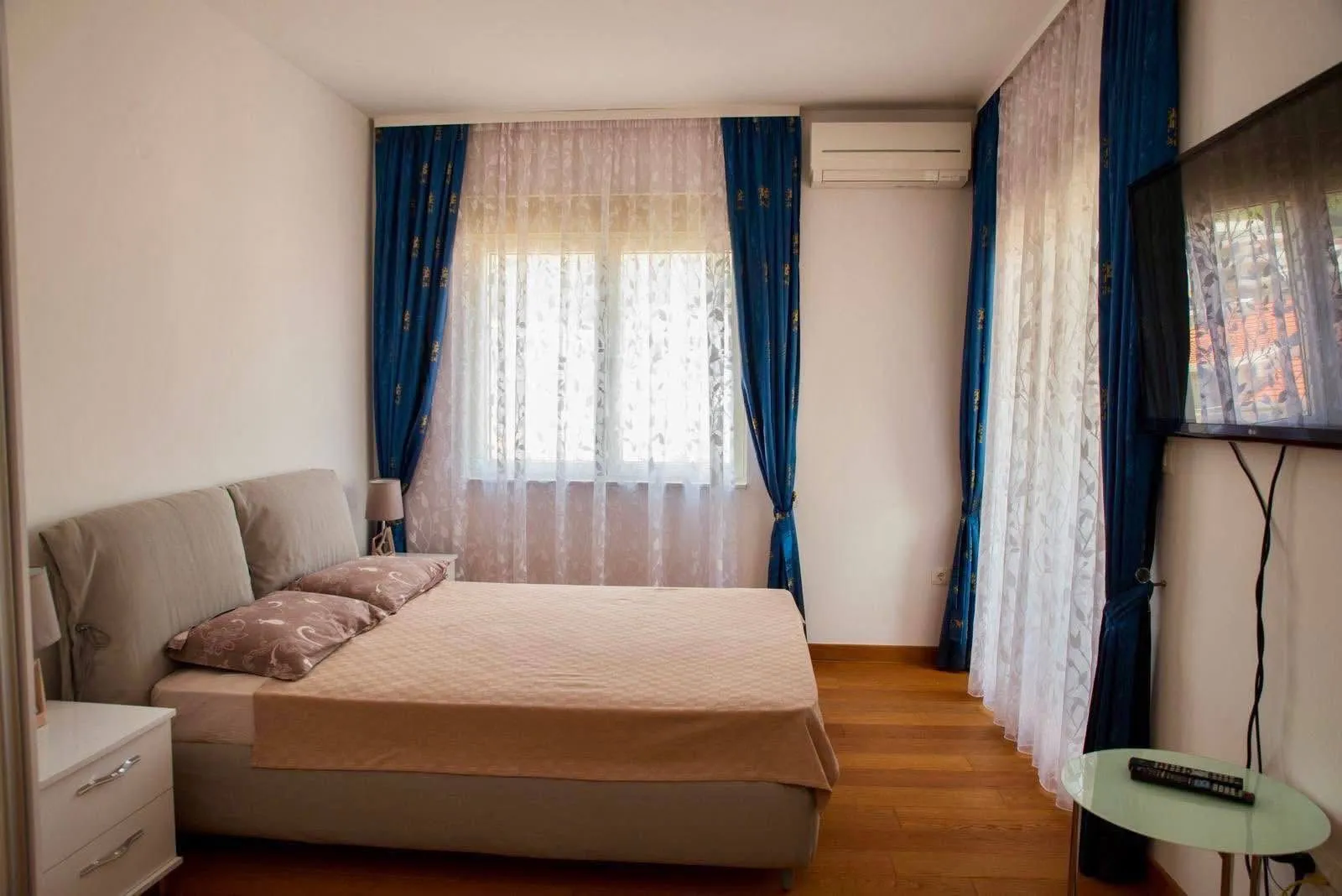Rent, three bedroom apartment, 152m², Centar, Budva