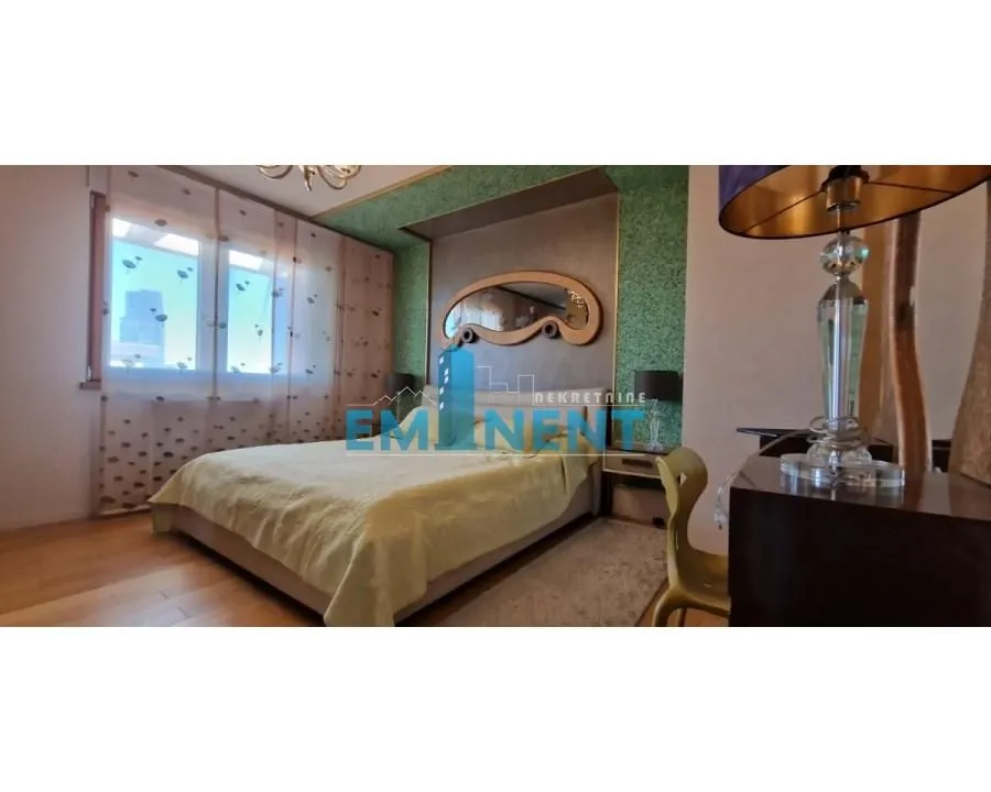 Prodaja, četvorosoban stan, 176m², Novi Beograd Blok 67, Novi Beograd Sve Podlokacije