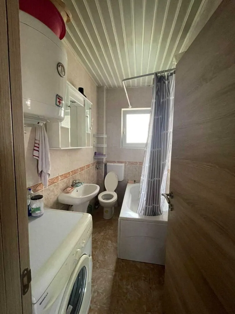 Prodaja, trosoban stan, 55m², Dumidran, Tivat