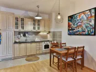 Izdavanje, dvosoban stan, 60m², Budva, Crna Gora - image 7