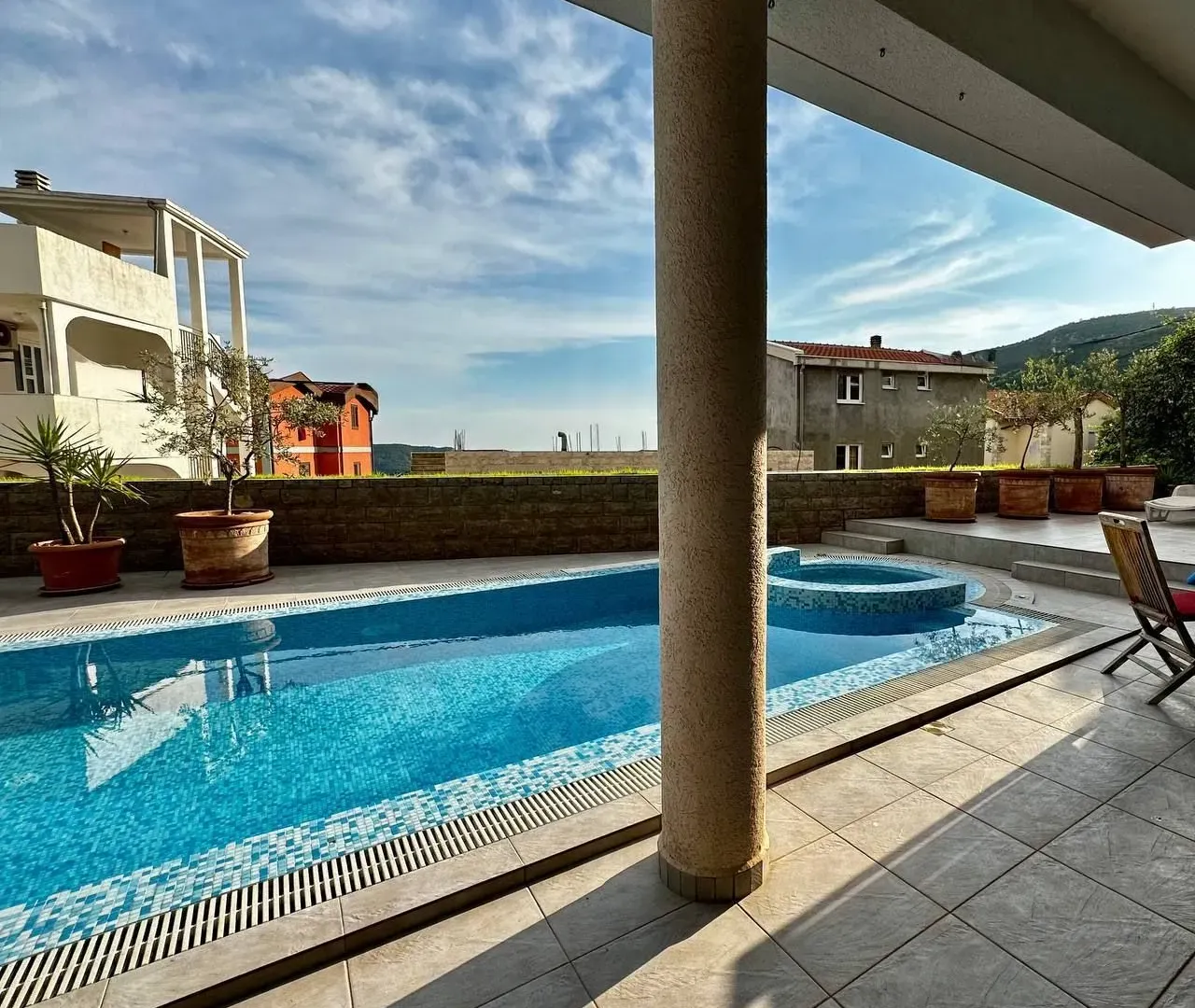 Sale, house, 495m², Bečići, Budva