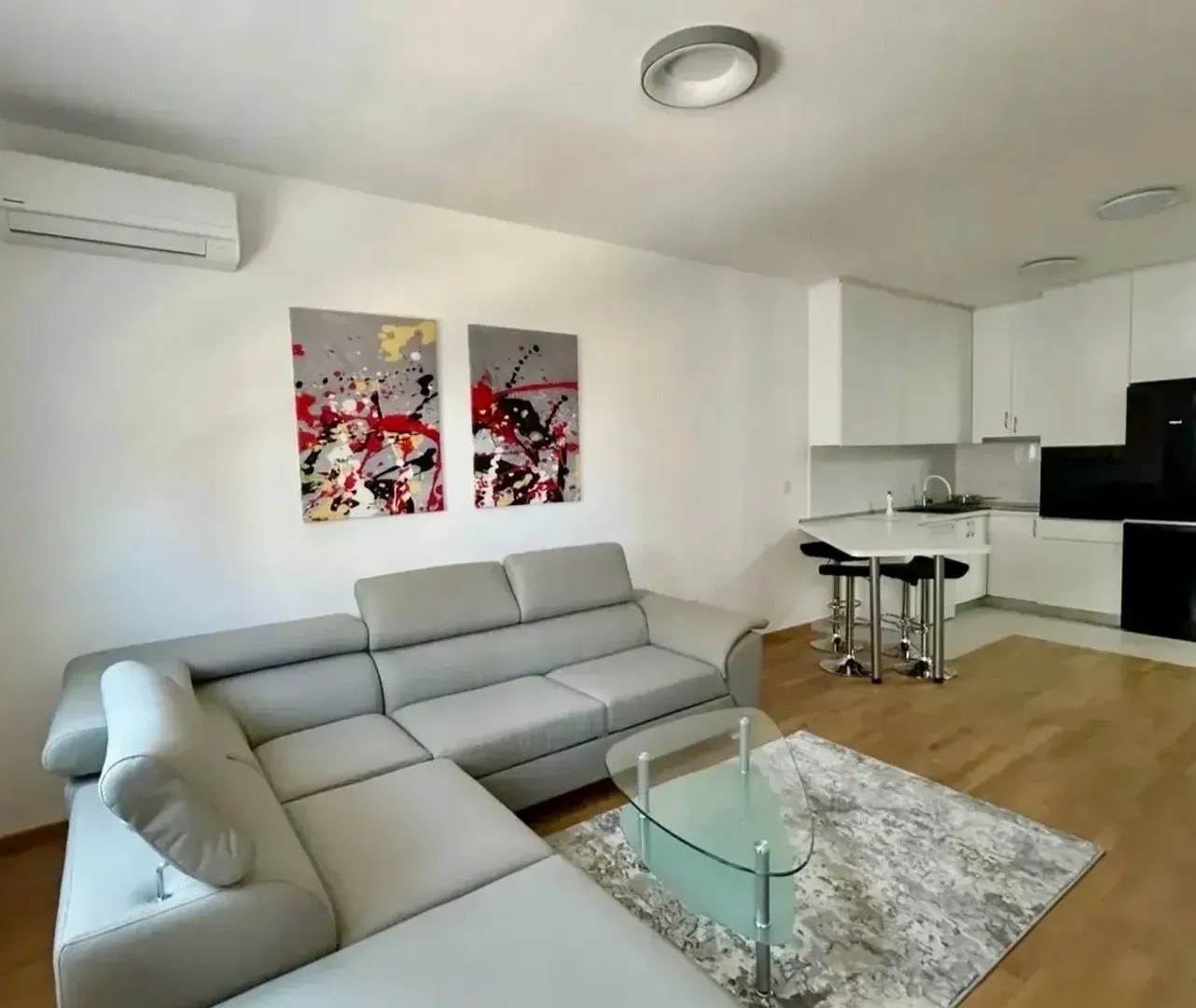 Rent, one bedroom apartment, 47m², Stari Aerodrom, Podgorica