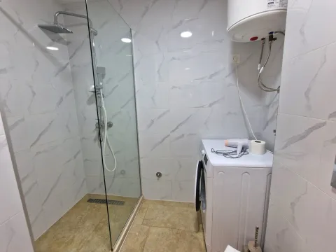 Izdavanje, jednosoban stan, 46m², Bečići, Budva - image 7