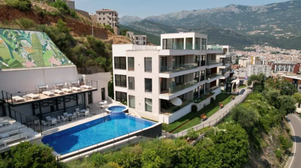 Prodaja, trosoban stan, 125m², Komoševina, Budva