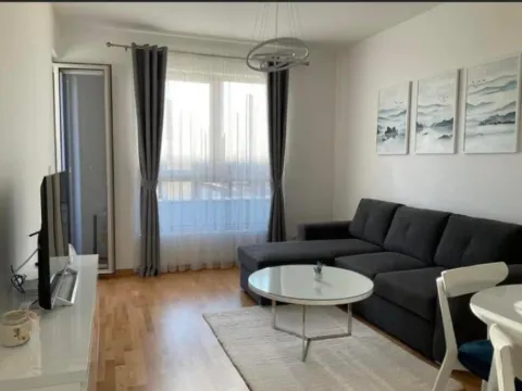 Rent, one bedroom apartment, 44m², Bečići, Budva