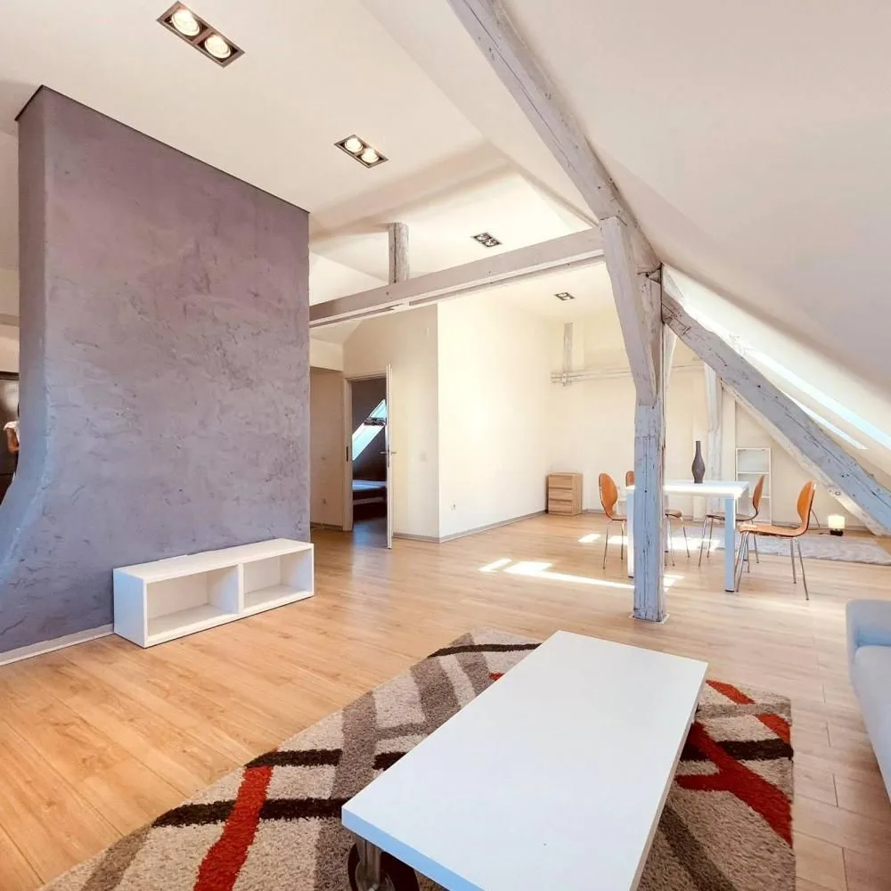 Rent, three bedroom apartment, 93m², Stari Grad, Beograd