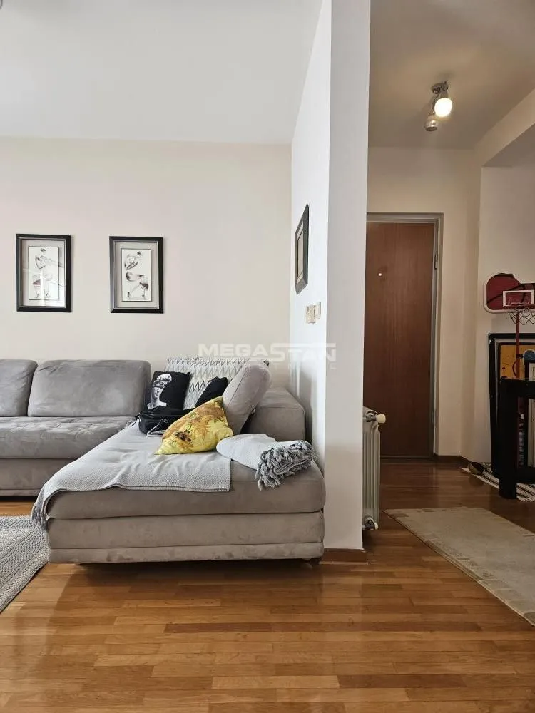 Sale, three bedroom apartment, 94m², Lion, Zvezdara Sve Podlokacije