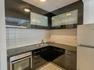 Izdavanje, jednosoban stan, 57m², City Kvart, Podgorica - image 8