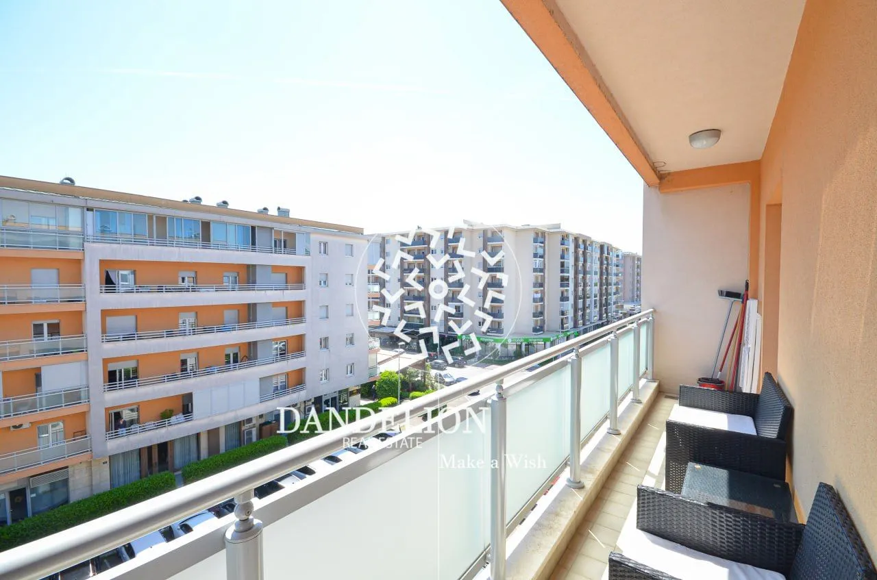 Izdavanje, jednosoban stan, 54m², City Kvart, Podgorica