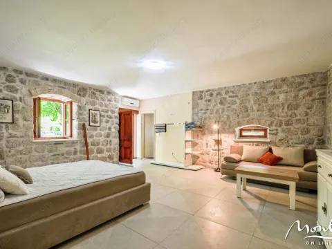 Prodaja, kuća, 415m², Dobrota, Kotor - image 8