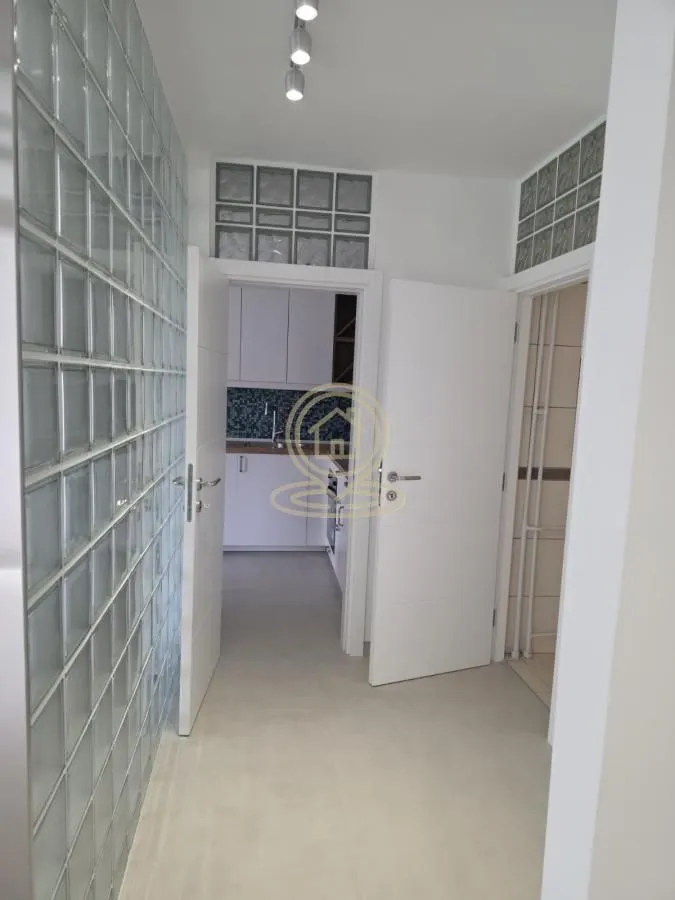 Rent, two bedroom apartment, 55m², Stari Grad, Beograd