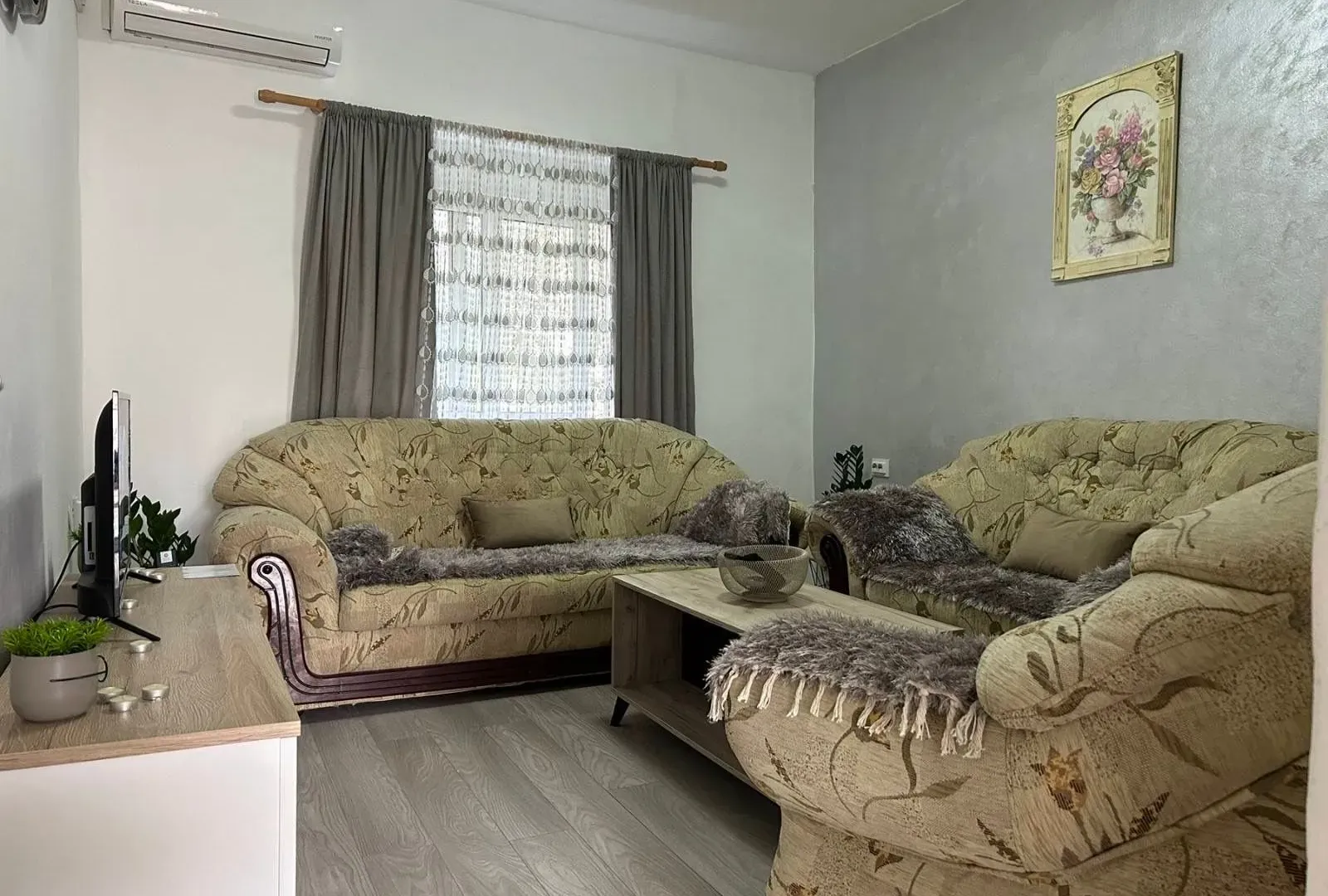 Rent, house, 50m², Stara Varoš, Podgorica